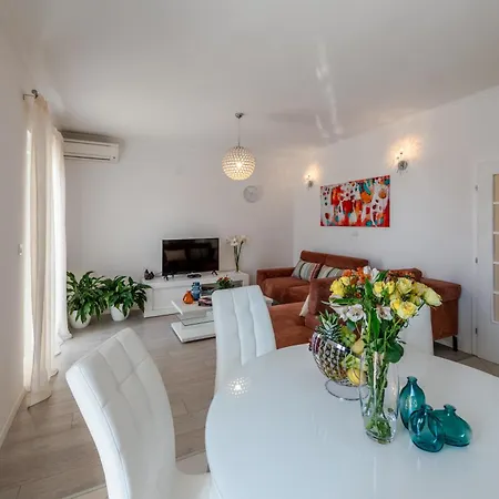 Apartment Pavlovic