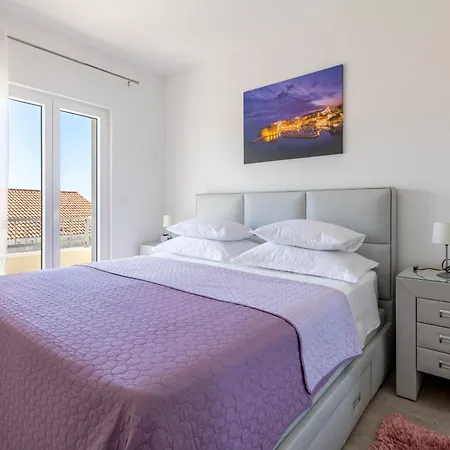 Pavlovic Apartment