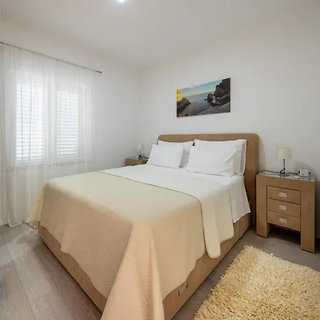 Pavlovic Apartment