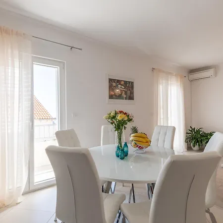 Pavlovic Apartment *