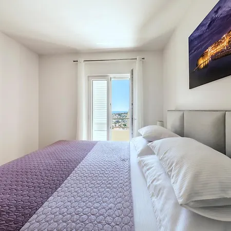 Apartment Pavlovic *